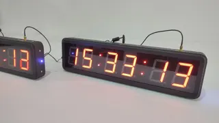 3-inch 6-digit GPS wall clock — photograph 2