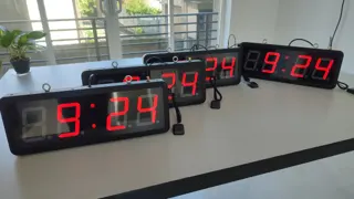 4-inch 4-digit GPS wall clock — photograph 4