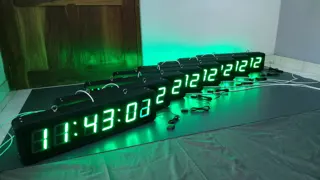 4-inch 6-digit double-sided GPS clock — photograph 2