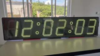 12-inch 6-digit GPS wall clock — photograph 1