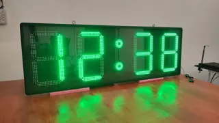 15-inch 4-digit GPS wall clock — photograph 3