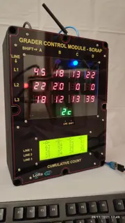 Scrap grader controller – transmitter — photograph 4